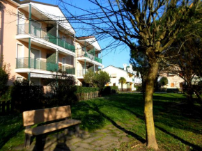 Гостиница Appartamento Capri  Розолина Маре